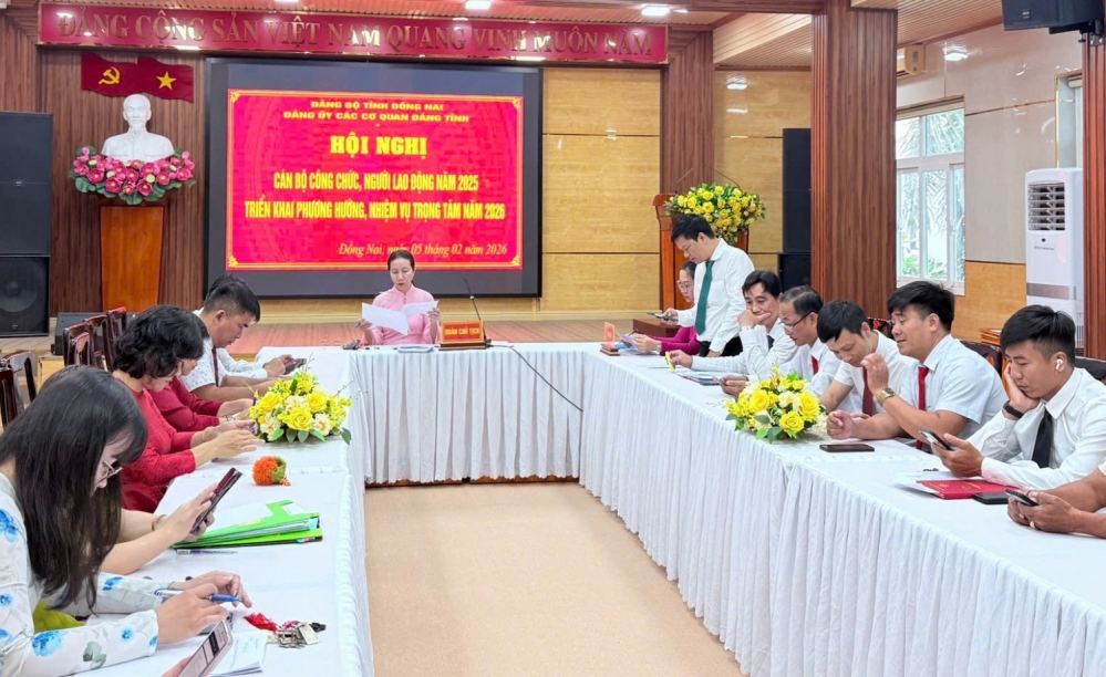 Cơ quan Đảng ủy các cơ quan Đảng tỉnh tổ hội nghị cán bộ công chức, người lao động năm 2025