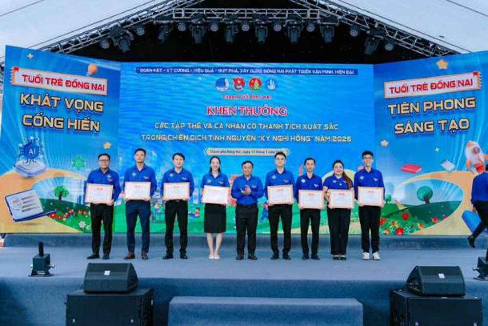 TUỔI TRẺ CÁC CƠ QUAN ĐẢNG THÀNH PHỐ ĐƯỢC TUYÊN DƯƠNG TRONG CHIẾN DỊCH THANH NIÊN TÌNH NGUYỆN HÈ NĂM 2026